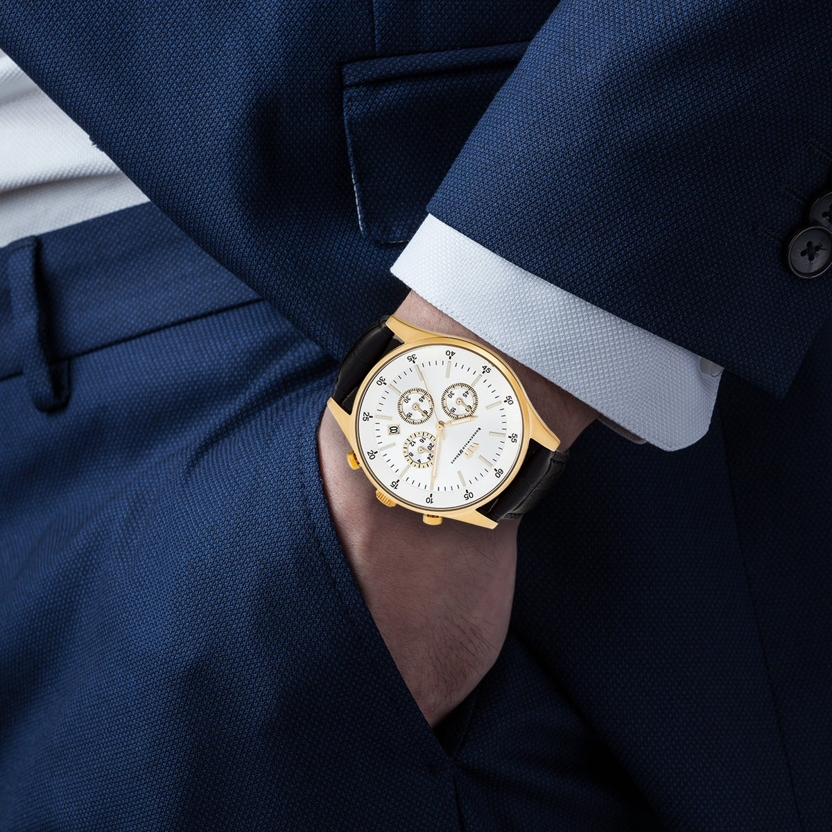 
                  
                    Herren Chronograph gelbgold Echtleder schwarz
                  
                